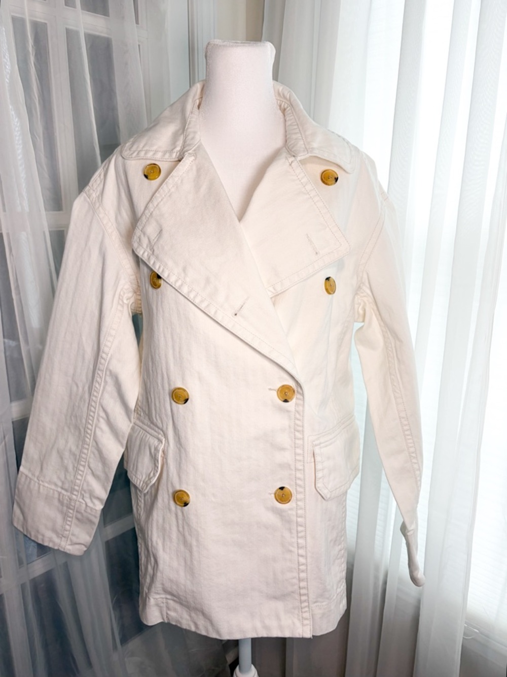 Everlane Cream Trench Coat with Tan Buttons